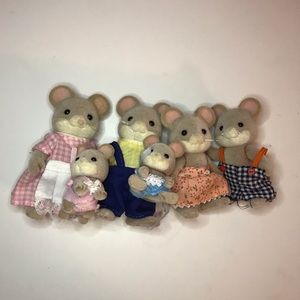 Calico Critters Mouse Family
